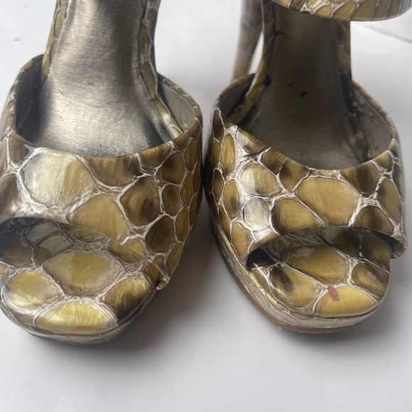 GIANNI BINI  heels 6M, side zipper peep toe bronze/cream python print pattern - Picture 8 of 10
